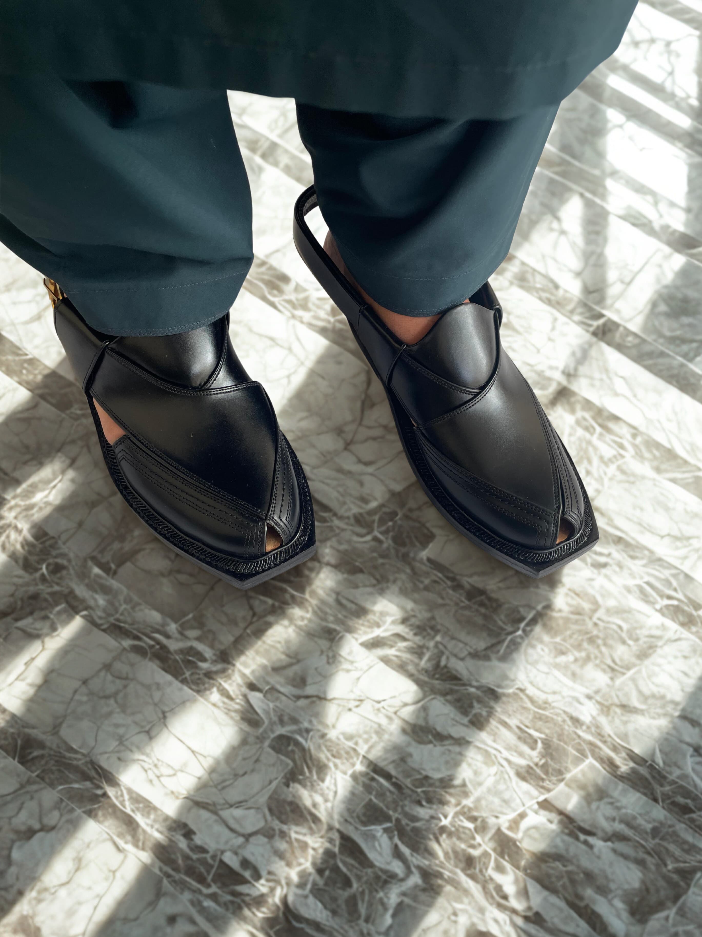 SMART NOROZI  Medicated Chappal (BLACK )